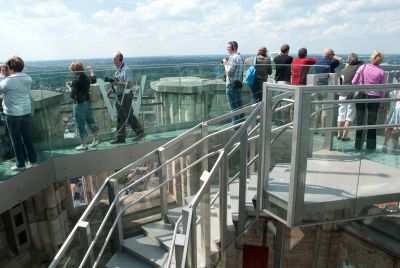 Skywalk sur la tour de la cathédrale Saint-Rombaut